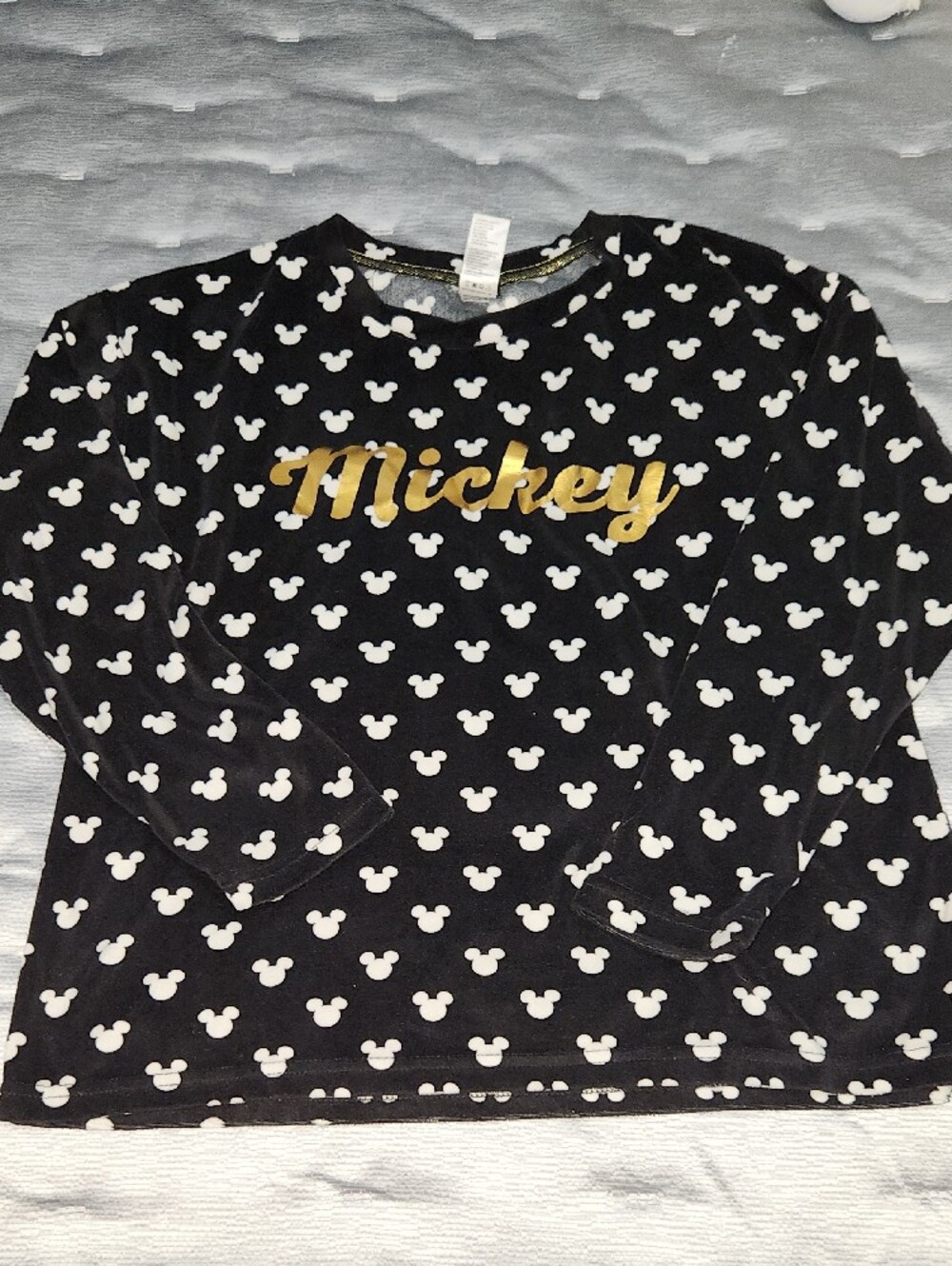 Mickey Black & White Mickey Head Pajama Set with Gold Script - Picture 2 of 10